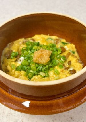 なめことオクラの姜葱醬たまご蒸し-レシピのメイン写真