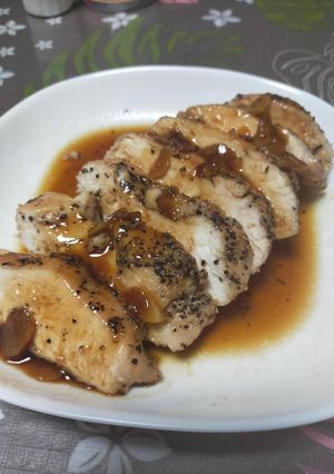 鶏むね肉のコショウ焼き　麦茶のソース-レシピのメイン写真