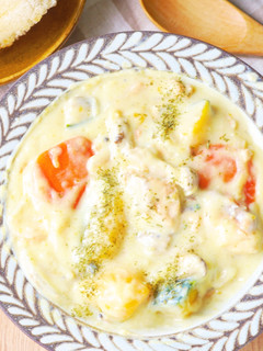 ルー不要♪かぼちゃと秋鮭の豆乳シチュー-レシピのメイン写真
