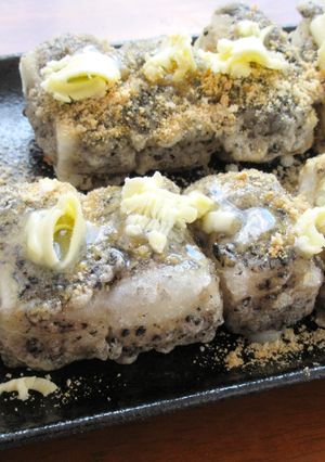 【 黒ごま揚げ餅 きな粉はちみつバター〗-レシピのメイン写真