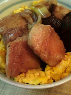 とり照り玉丼-レシピのメイン写真