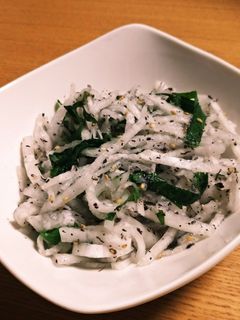ゆかり大根サラダ-レシピのメイン写真
