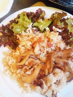 舞茸コンビーフぶっこみ炊き込みご飯☆Ξ-レシピのメイン写真