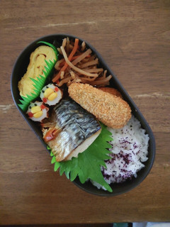 JK☆サバ塩焼きのヒヨコ弁当♪-レシピのメイン写真