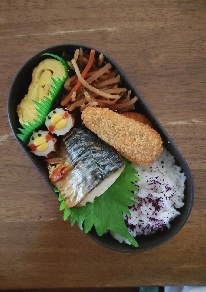 JK☆サバ塩焼きのヒヨコ弁当♪-レシピのメイン写真