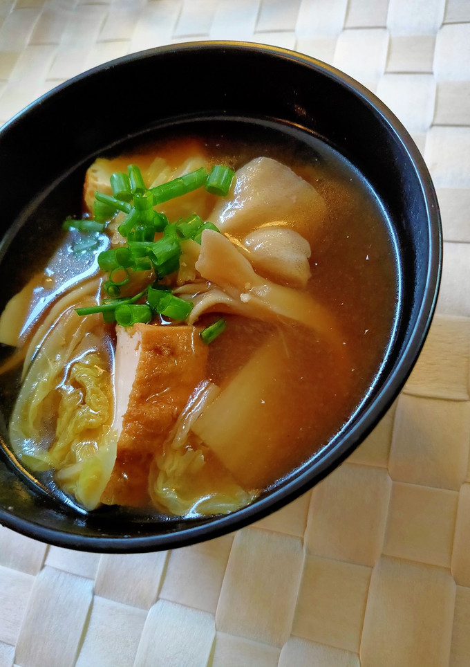 我が家の定番舞茸の味噌汁-レシピのメイン写真