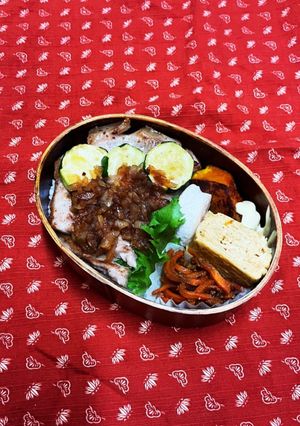 11/1 豚トロ玉ねぎソース弁当-レシピのメイン写真