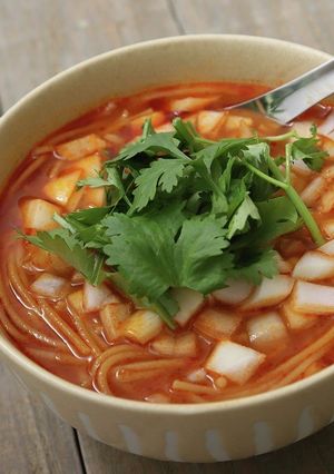 シャキシャキたまねぎのトマトチリラーメン-レシピのメイン写真