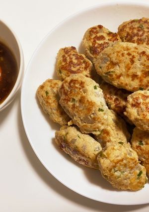 簡単で子供も大好き♡鶏と蓮根のつくね-レシピのメイン写真