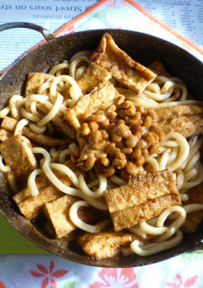 京揚げの煮込みうどん納豆載せ-レシピのメイン写真