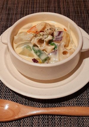ほんのりカレー風味の秋の根菜シチュー☆-レシピのメイン写真