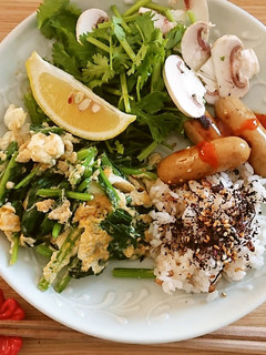 パクチーサラダとほうれん草卵とじプレート-レシピのメイン写真