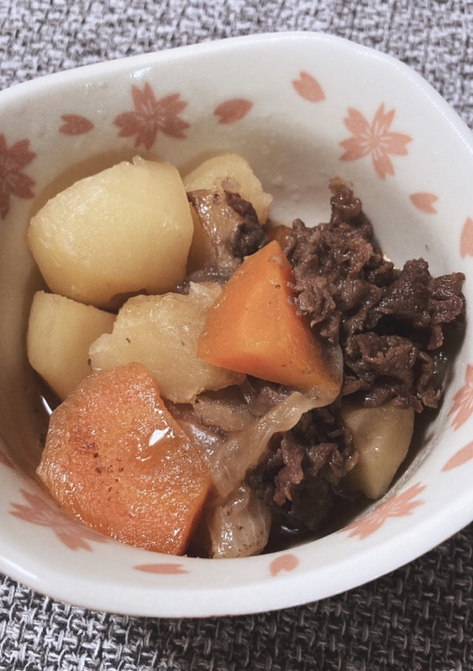 分量簡単♪定番おかず圧力鍋で肉じゃが-レシピのメイン写真