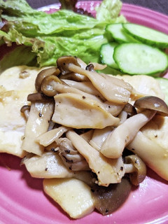 鶏むね肉ときのこのレモン蒸し焼き-レシピのメイン写真