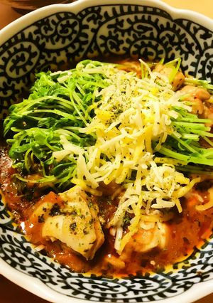 鶏肉＆豆苗のトマト缶サッと煮込みの一品-レシピのメイン写真