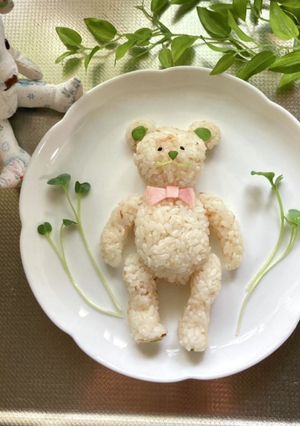 テディベアっぽいおにぎりプレート♪-レシピのメイン写真