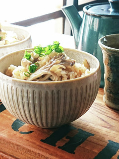 おうち居酒屋★お酒の〆に♪舞茸ごはん-レシピのメイン写真