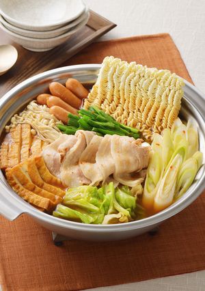 サッポロ一番 コク旨韓国風プデチゲなべ-レシピのメイン写真
