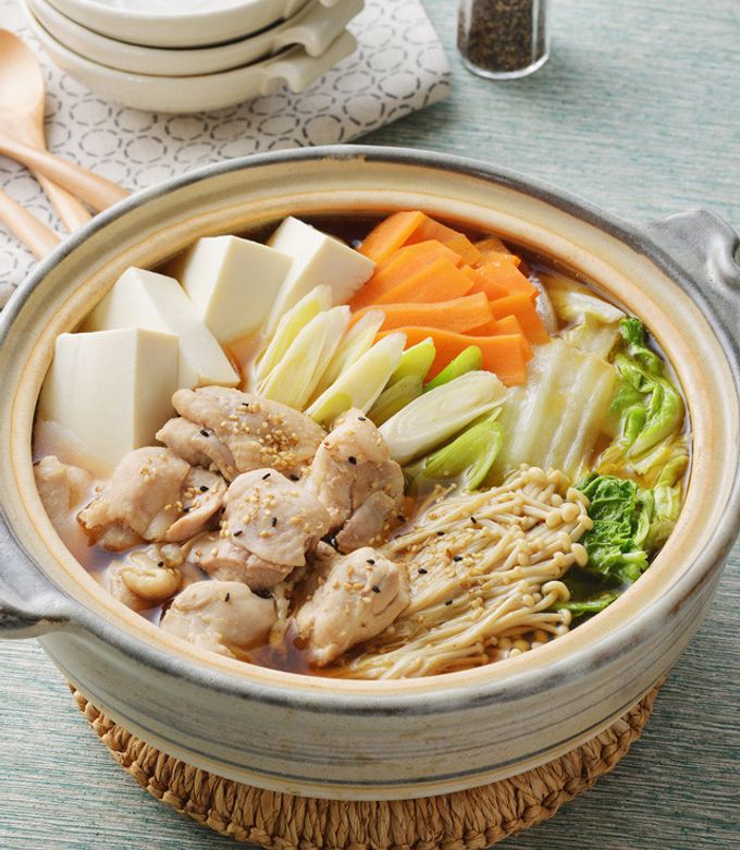 サッポロ一番 ごま香る！鶏ちゃんこなべ by サッポロ一番