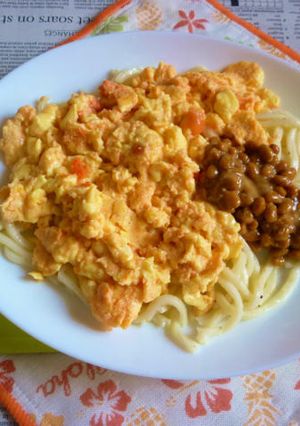明太スクランブルエッグ納豆の焼きうどん-レシピのメイン写真