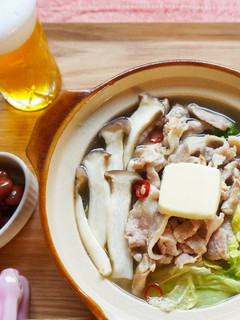 豚肉と白菜のにんにく塩バター鍋-レシピのメイン写真