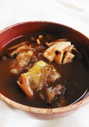 しめじとレタスの味噌汁-レシピのメイン写真