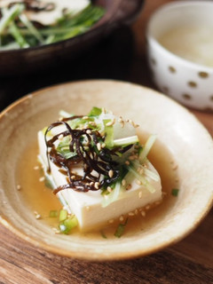 塩昆布で簡単湯豆腐-レシピのメイン写真