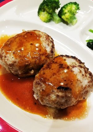 生玉ねぎで！簡単おいしいハンバーグ-レシピのメイン写真