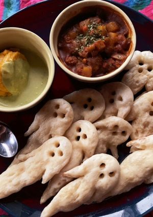 サルベージ◎ハロウィン！映え！おばけナン-レシピのメイン写真