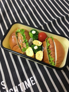 男子中学生弁当11月3日ロールパンサンド-レシピのメイン写真