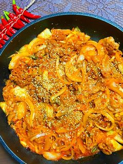 韓国本場の味!玉ねぎと豚肉のキムチ炒め-レシピのメイン写真