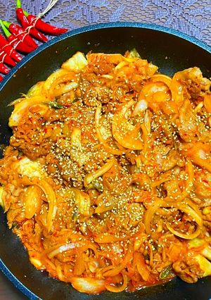 韓国本場の味！玉ねぎと豚肉のキムチ炒め-レシピのメイン写真