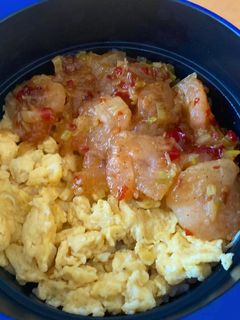 お弁当用☆スイートチリ海老&炒り玉子丼-レシピのメイン写真