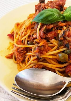 オリーブとツナのトマトソースパスタ-レシピのメイン写真