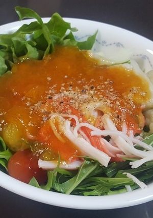 柿の甘酢漬けをドレッシングに使う-レシピのメイン写真