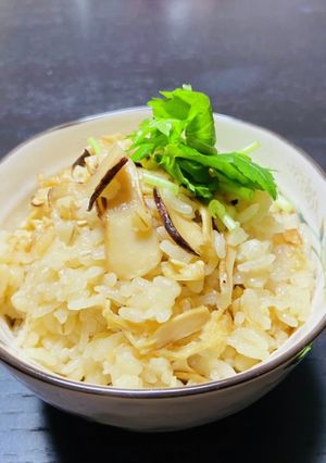 切って乗せてスイッチオン【簡単】松茸ご飯-レシピのメイン写真