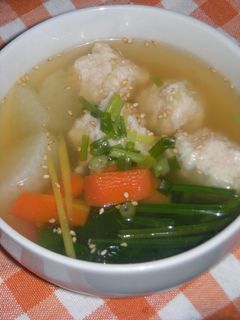 体がポカポカ♡野菜たっぷり鶏団子スープ-レシピのメイン写真