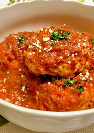 しめじと鶏挽肉で☆トマト煮込ハンバーグ-レシピのメイン写真