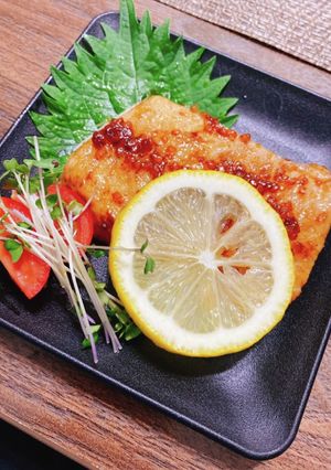 かじきの醤油麹バターレモンソース焼き-レシピのメイン写真