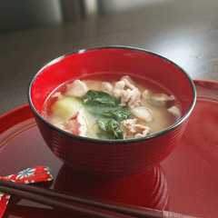 รูปของ 青梗菜と豚肉のお味噌汁