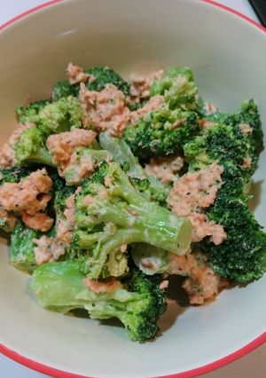 簡単！美味しい♪ブロッコリーの鮭マヨ和え-レシピのメイン写真