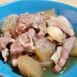豚スジ煮込み