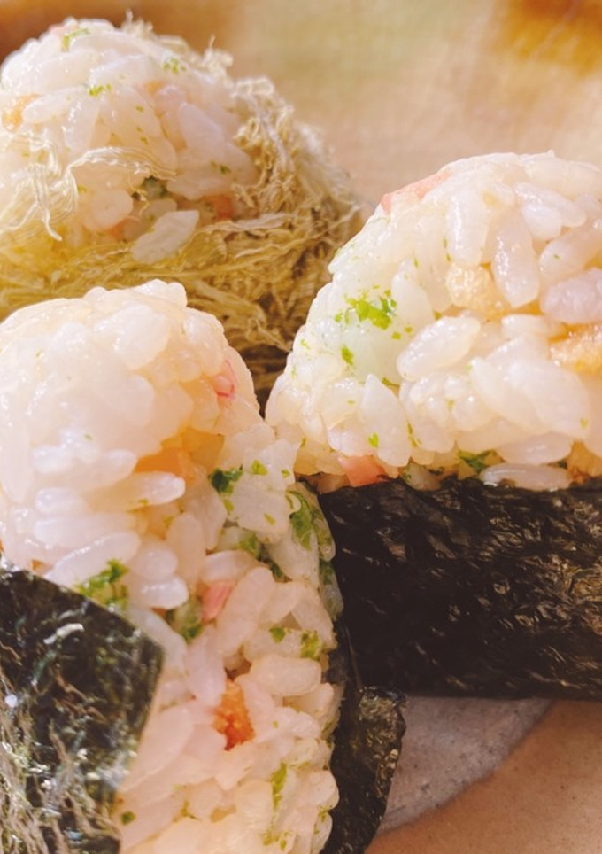 揚げ玉おにぎり（海苔&とろろ昆布）-レシピのメイン写真