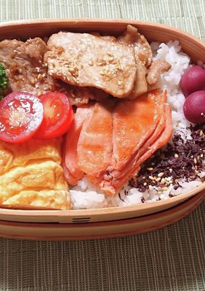 生姜焼きとパルメジャーノ入り卵焼き弁当-レシピのメイン写真