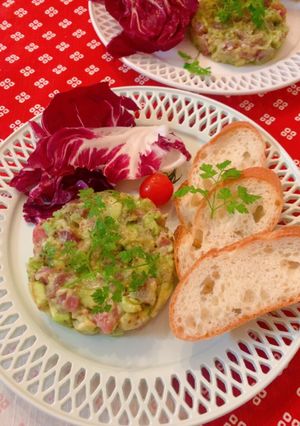 マグロのタルタルトレビス添え-レシピのメイン写真