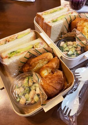 アボカドツナサンドとフレンチトースト弁当-レシピのメイン写真