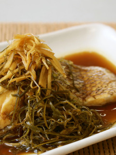 きざみ昆布と鯛の煮つけ-レシピのメイン写真