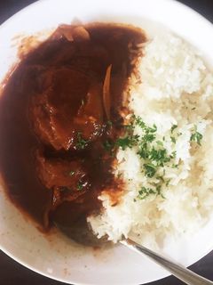 NZでデミグラス煮込みハンバーグ-レシピのメイン写真