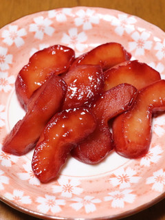 簡単!リンゴの赤ワイン煮-レシピのメイン写真