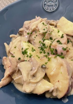 シュクメルリ風♡秋野菜と鶏肉のクリーム煮-レシピのメイン写真